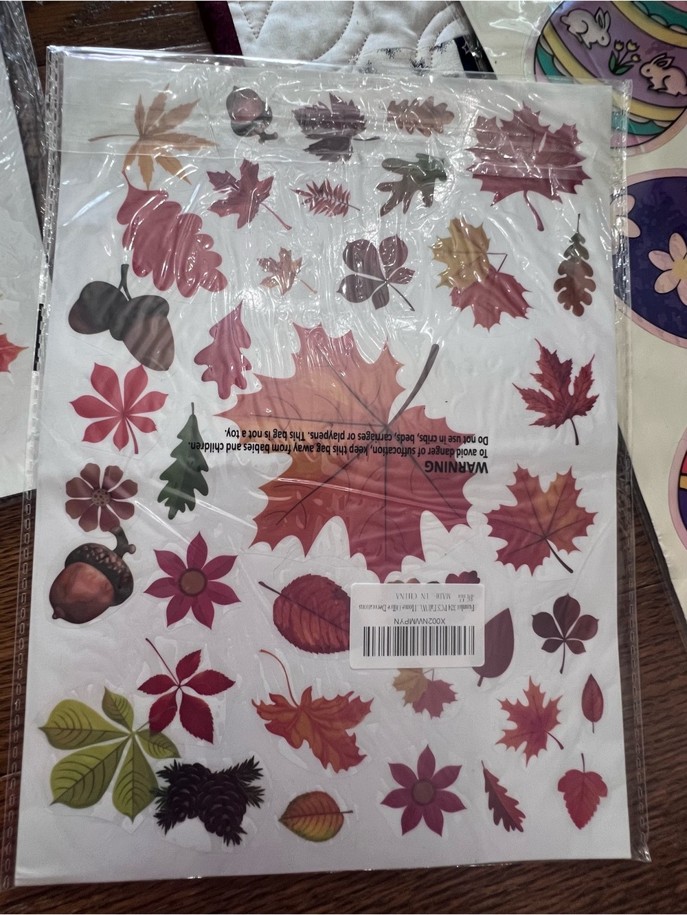 HUGE LOT Seasonal Window Clings-
MOST New in packaging! 🍂🎄❄️🐣🇺🇸